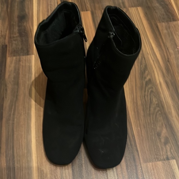 black booties 🖤 - Picture 3 of 5